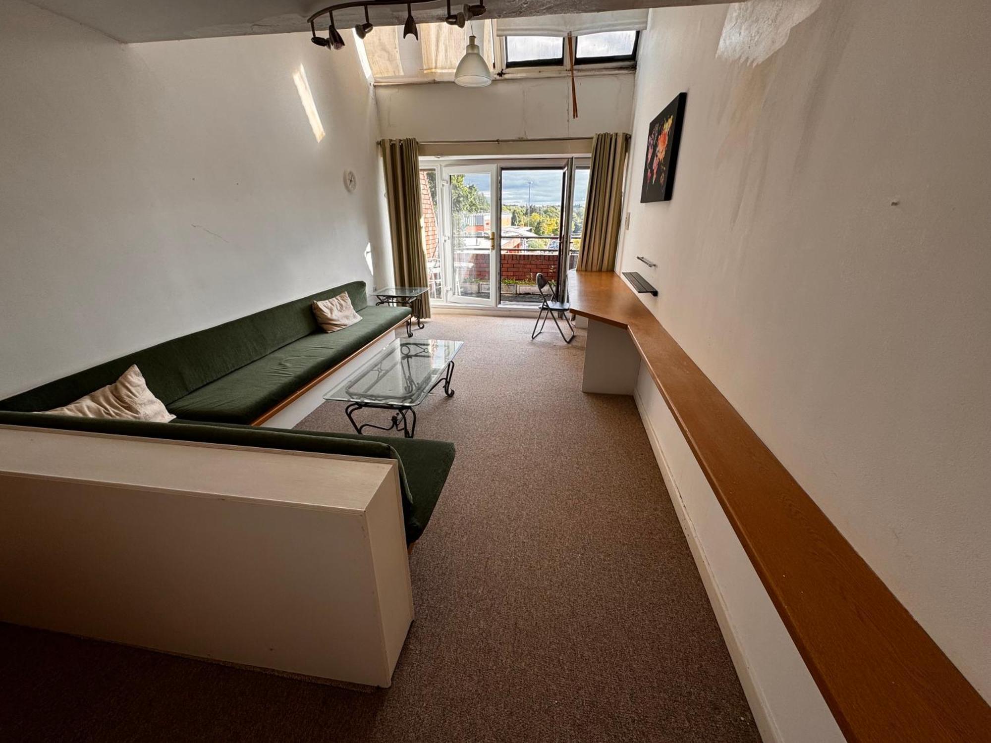 Two-Bedroom Flat Close To Uni & Shopping Center With Free Parking Coventry Exterior foto